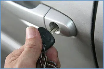 State Locksmith Services Dallas, TX 214-530-0311 - 21-unlock-car