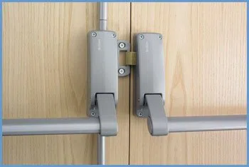 State Locksmith Services Dallas, TX 214-530-0311 - 8-push-bars